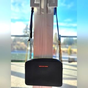 Michael Kors Crossbody Bag